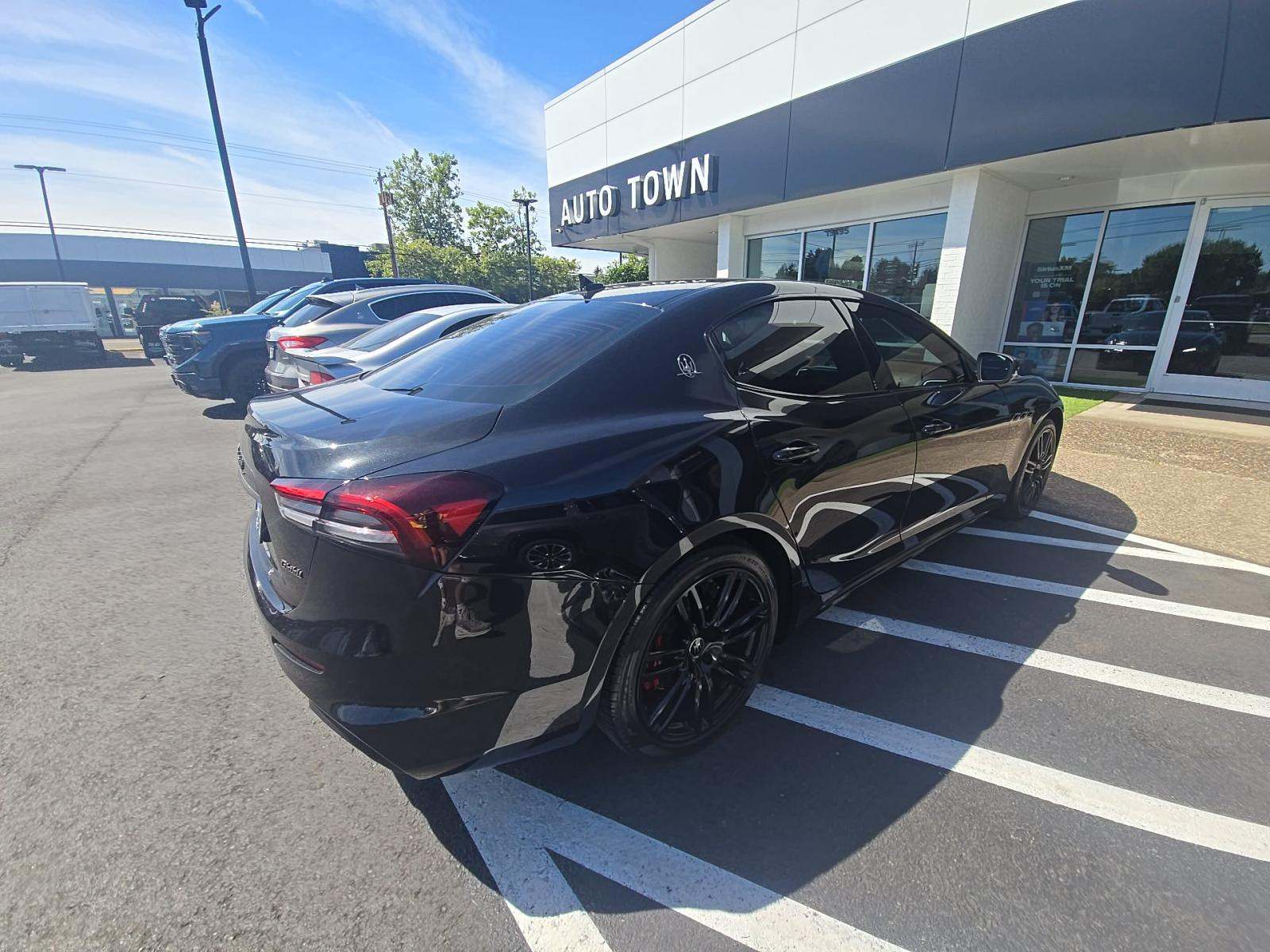 2021 Maserati Ghibli Base RWD