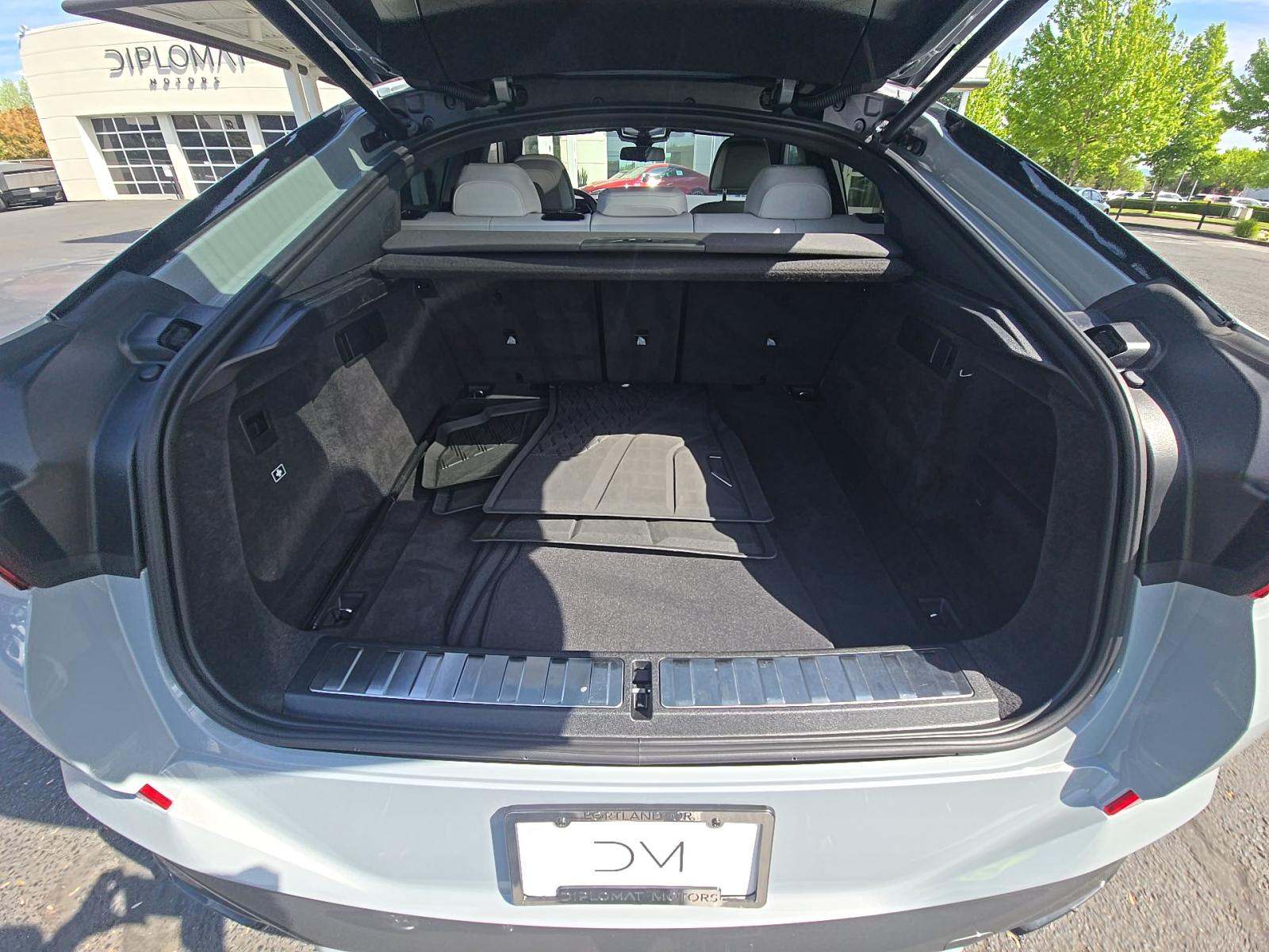 2025 BMW X6 xDrive40i AWD