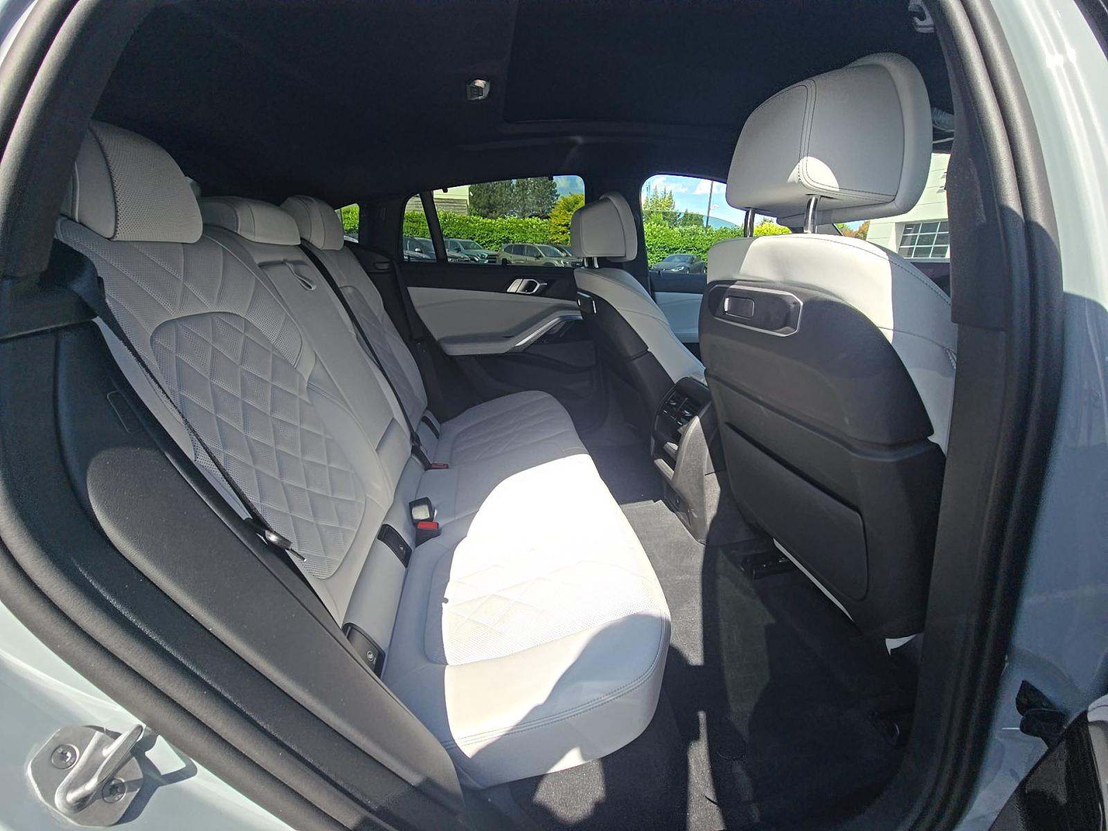 2025 BMW X6 xDrive40i AWD