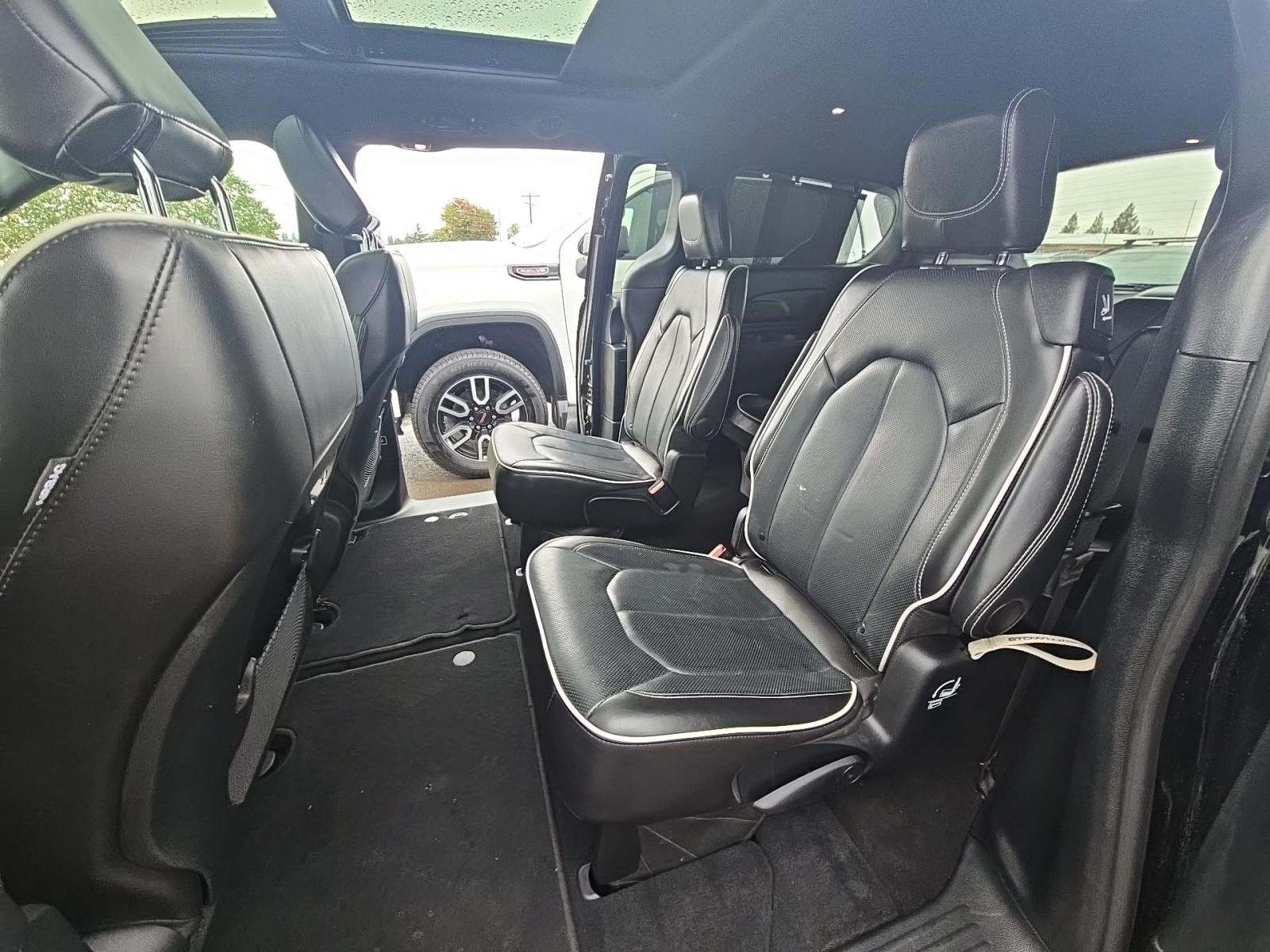 2024 Chrysler Pacifica Limited FWD