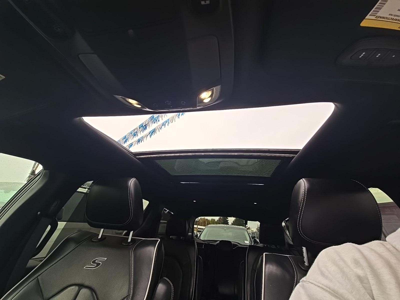 2024 Chrysler Pacifica Limited FWD