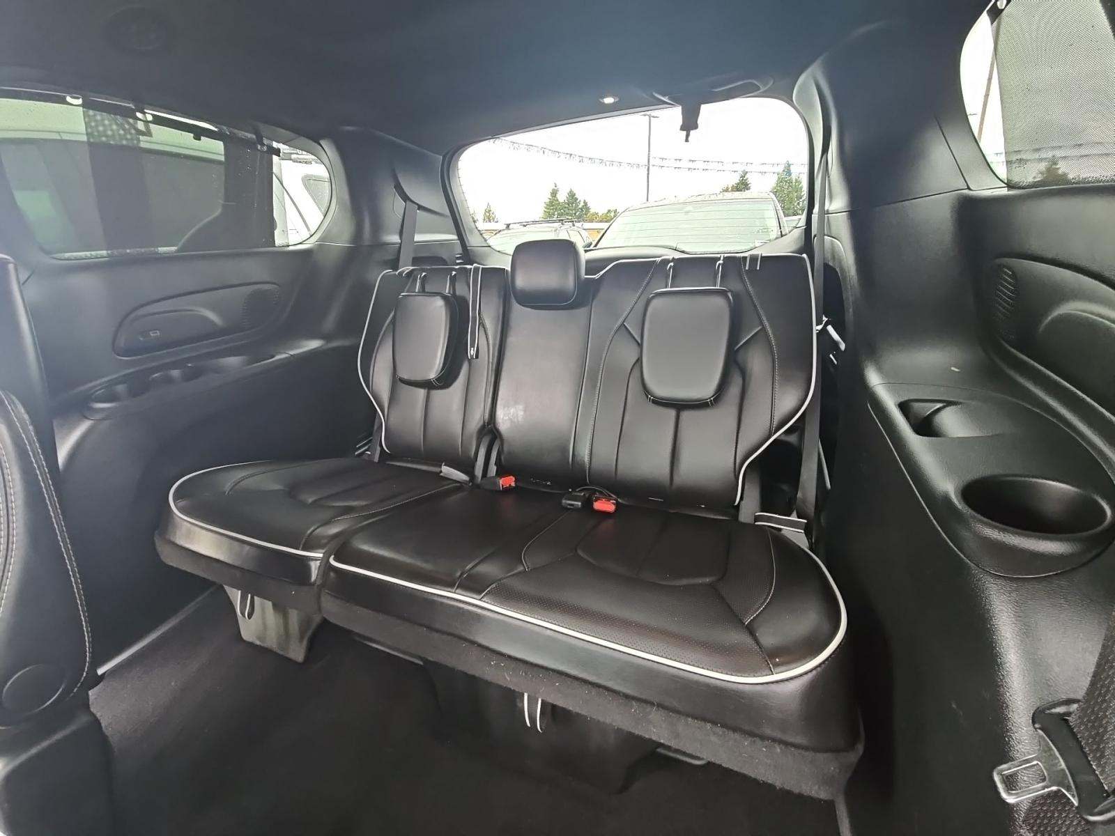 2024 Chrysler Pacifica Limited FWD