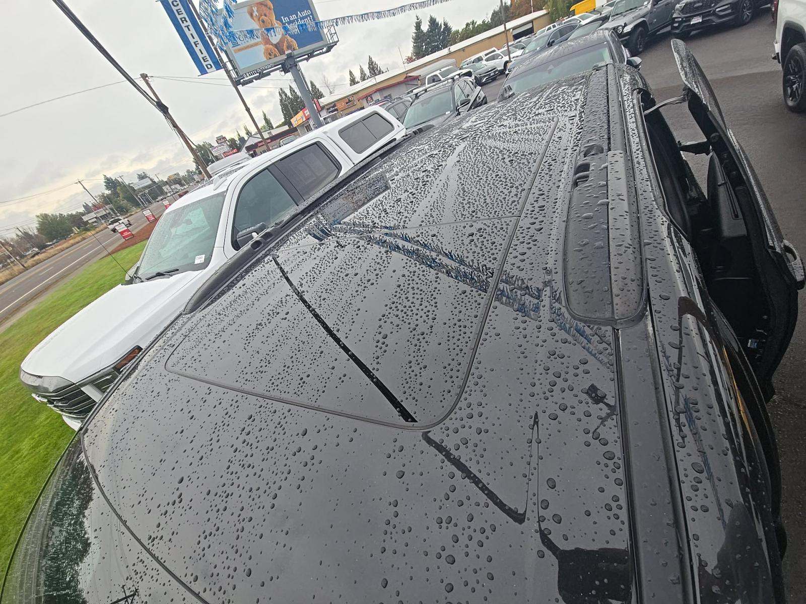 2024 Chrysler Pacifica Limited FWD