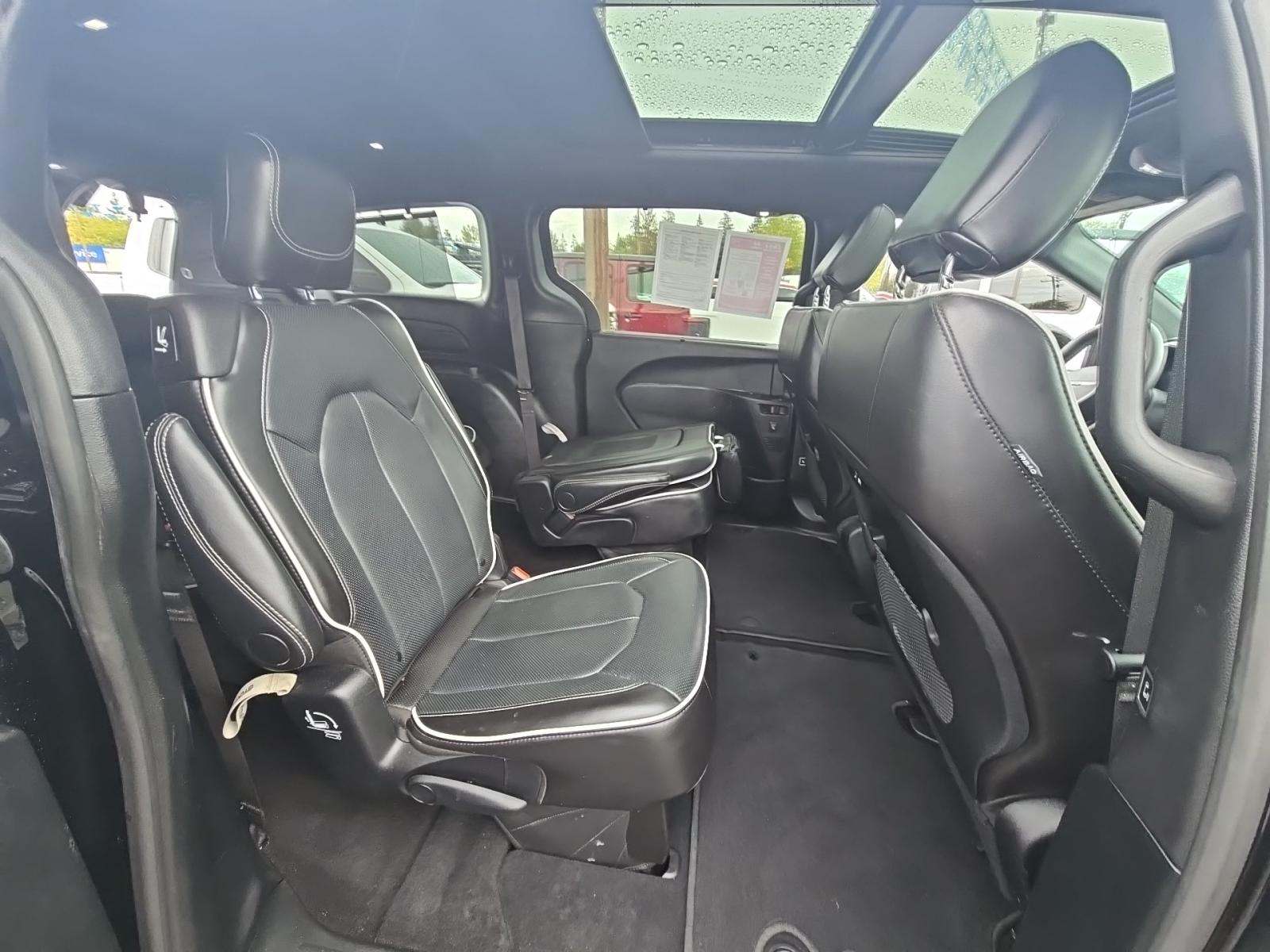 2024 Chrysler Pacifica Limited FWD