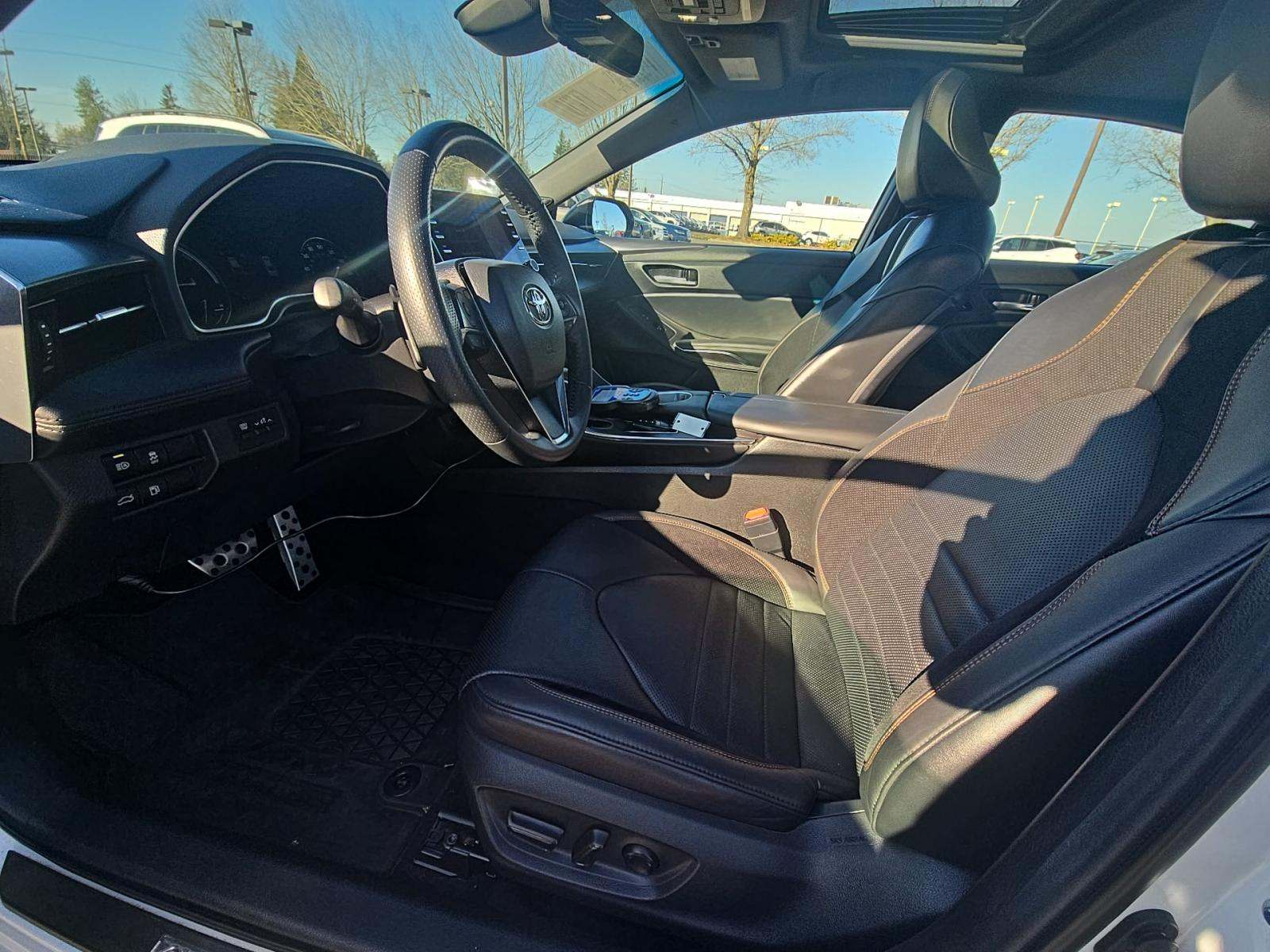 2022 Toyota Avalon Hybrid XSE Nightshade FWD