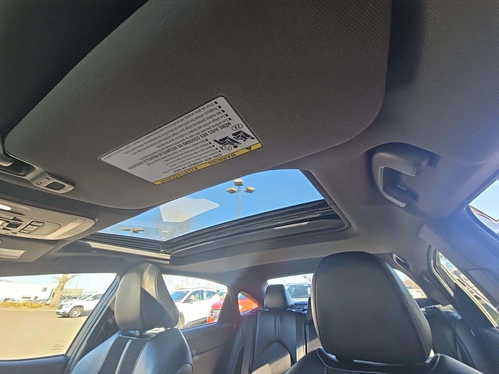 2022 Toyota Avalon Hybrid XSE Nightshade FWD