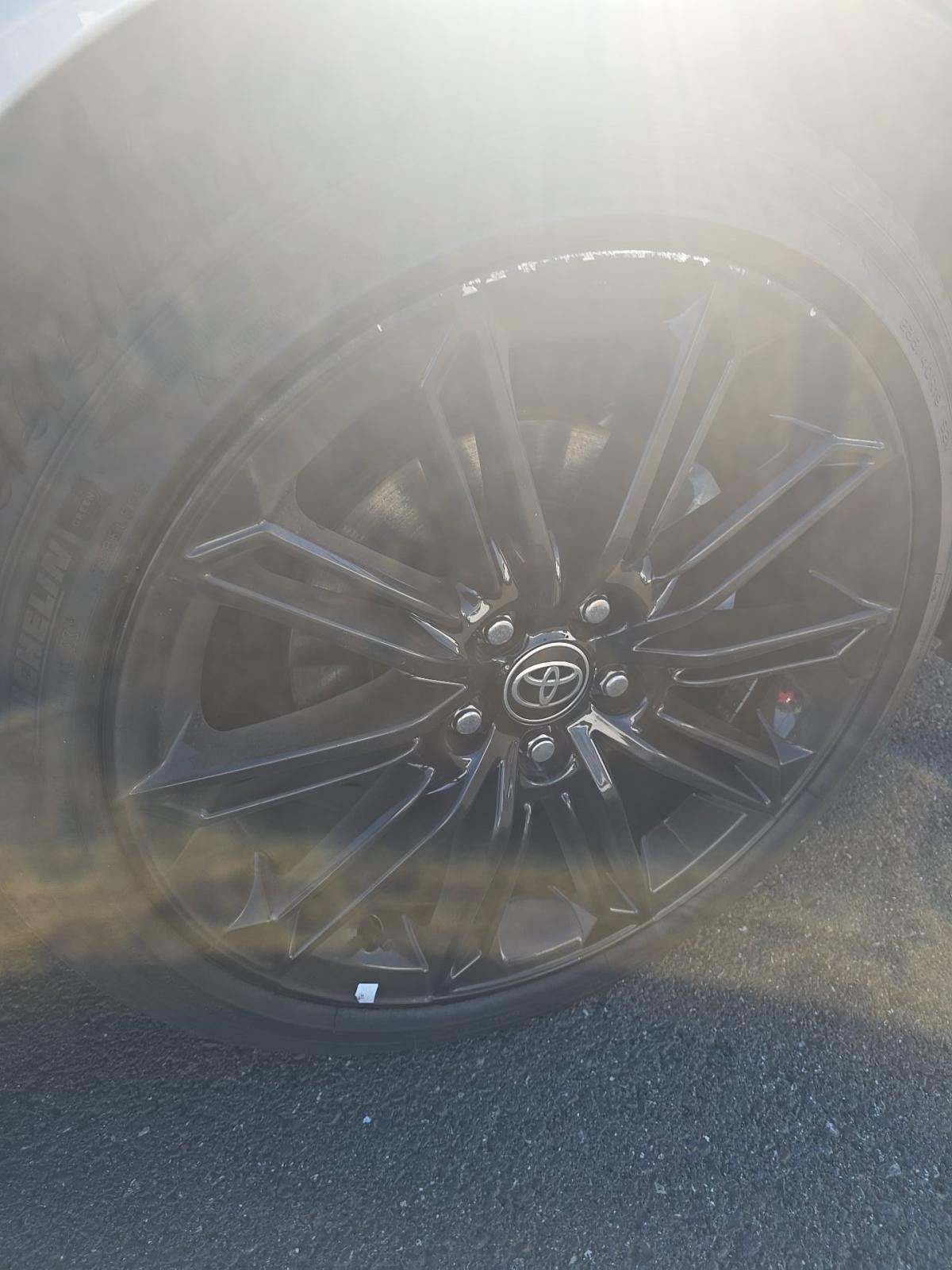 2022 Toyota Avalon Hybrid XSE Nightshade FWD