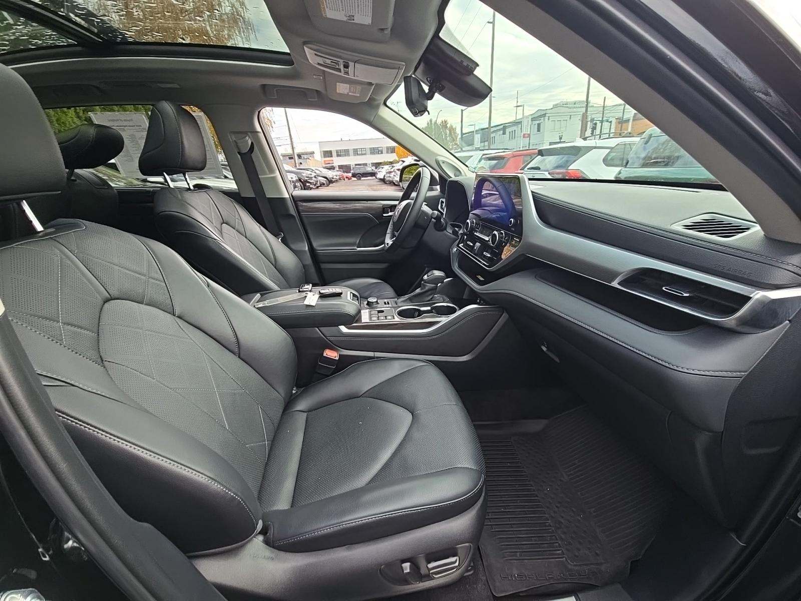 2024 Toyota Highlander Platinum AWD