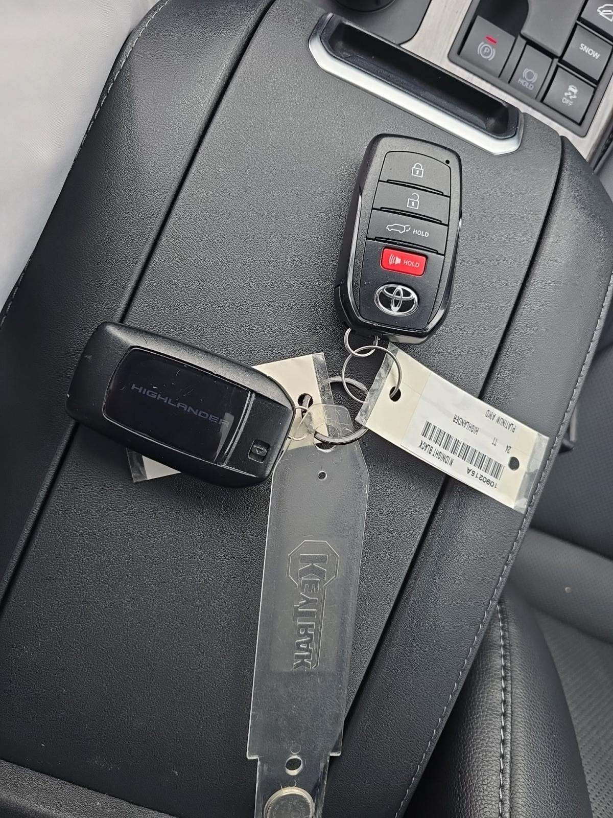 2024 Toyota Highlander Platinum AWD