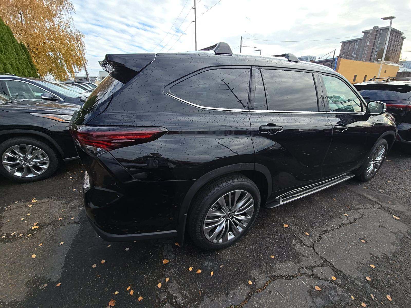 2024 Toyota Highlander Platinum AWD