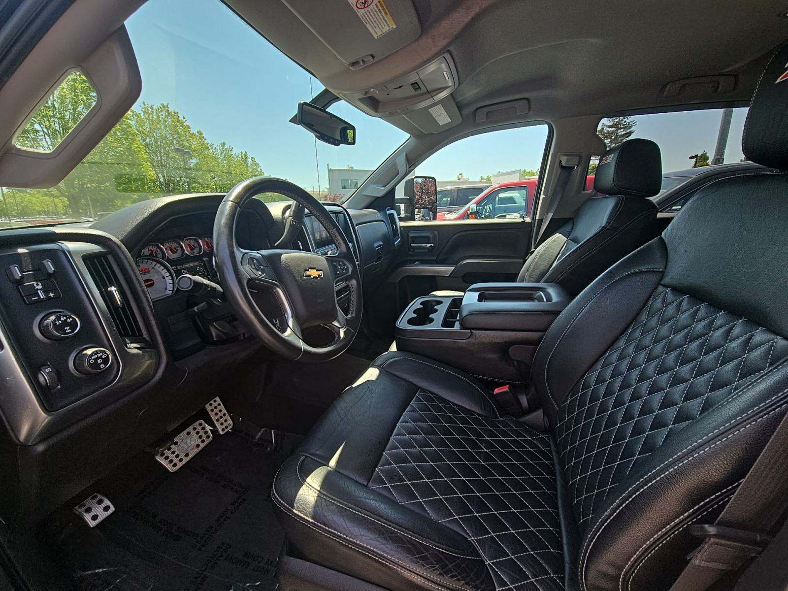 2015 Chevrolet Silverado 3500HD LT AWD