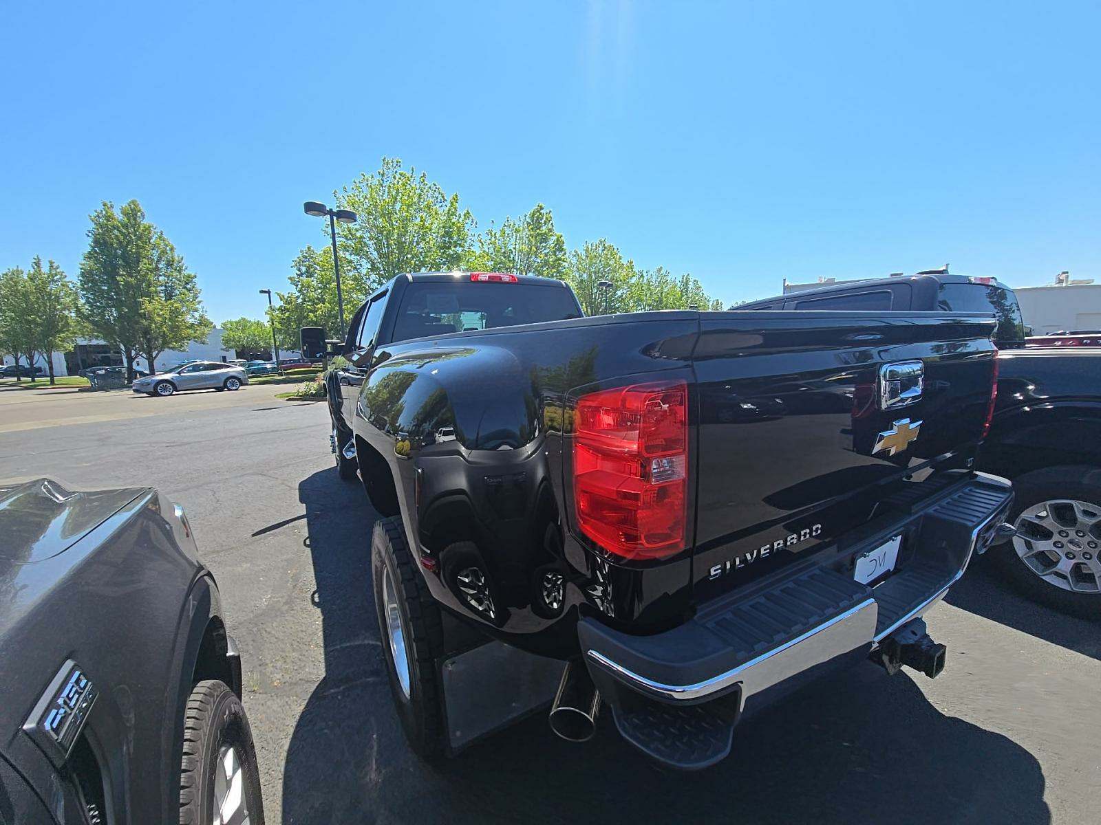 2015 Chevrolet Silverado 3500HD LT AWD