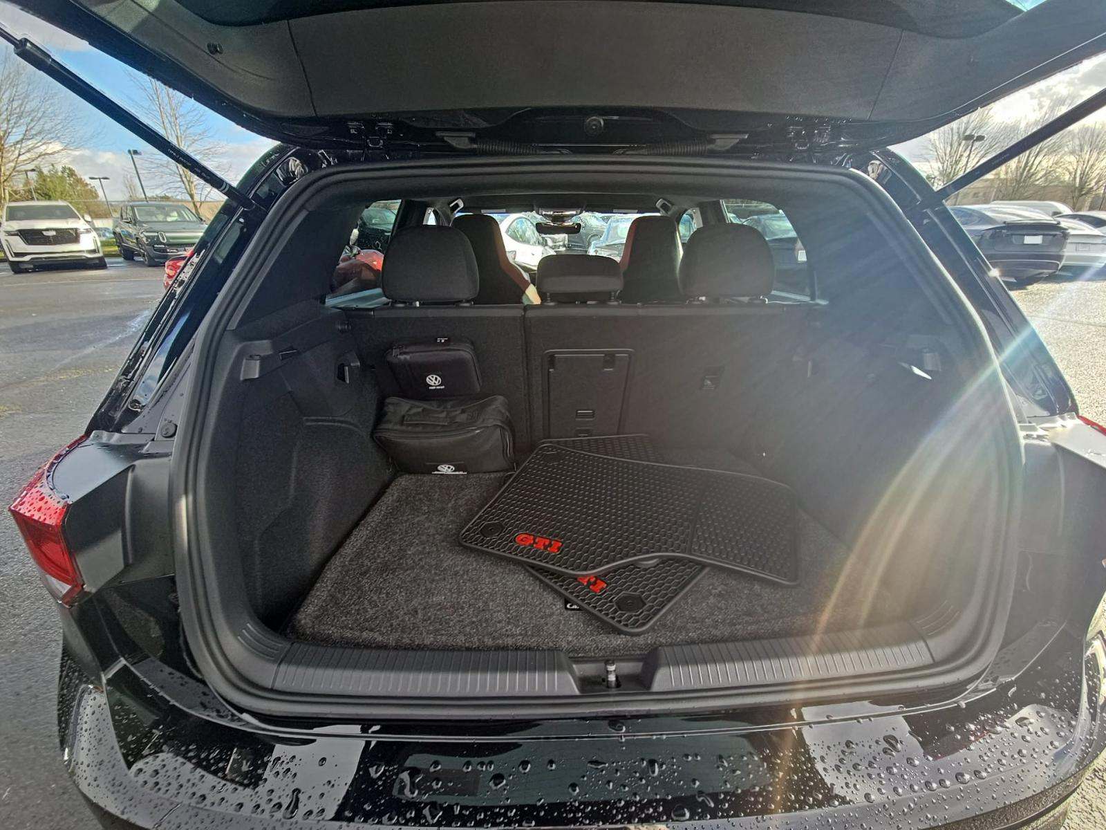 2022 Volkswagen Golf GTI 2.0T S FWD