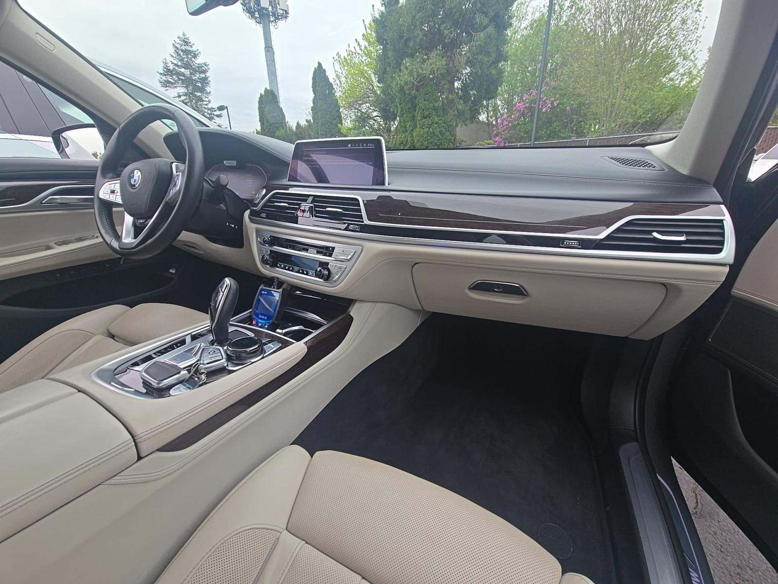 2020 BMW 7 Series 750i xDrive AWD