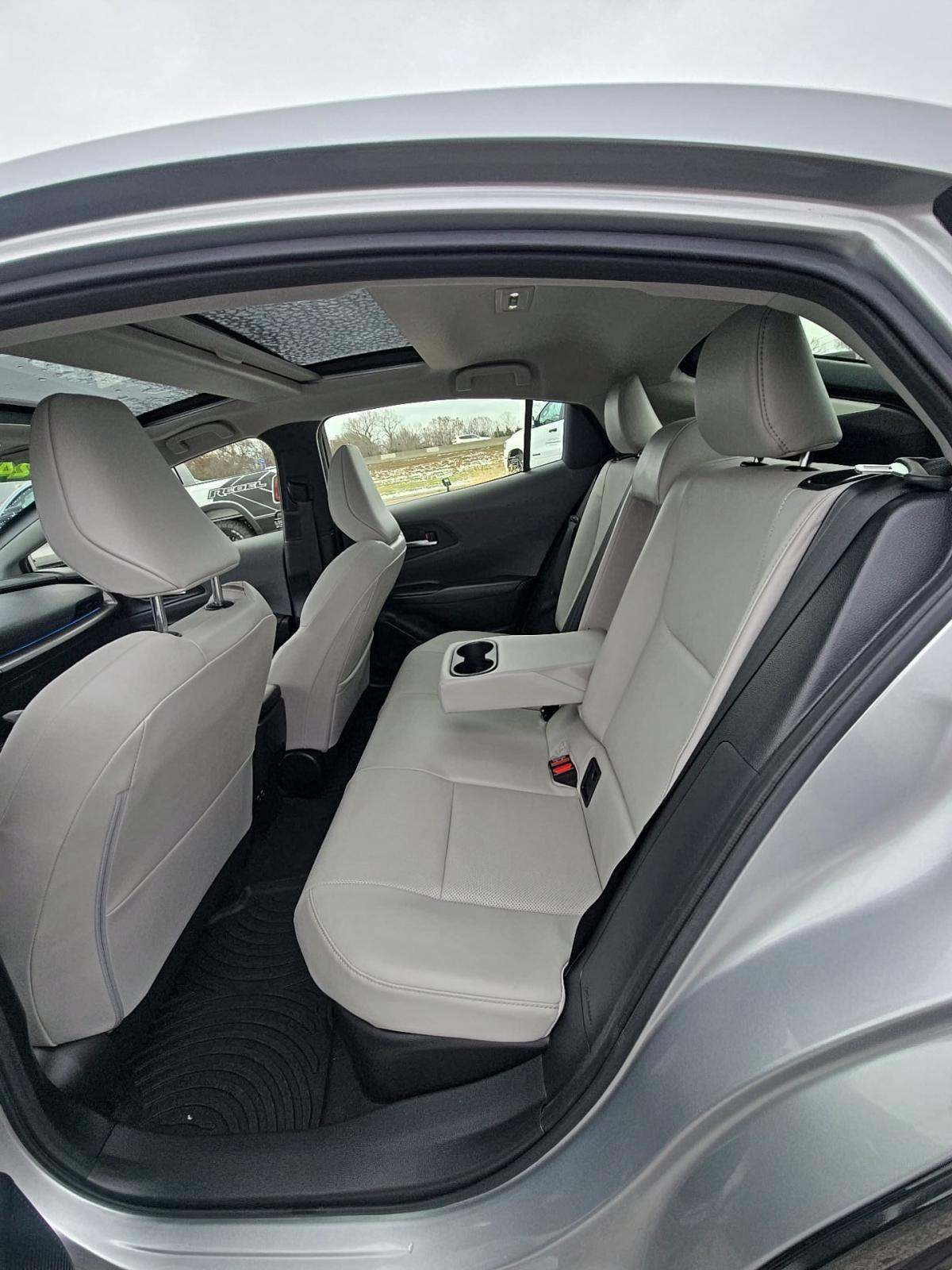 2024 Toyota Prius XLE FWD