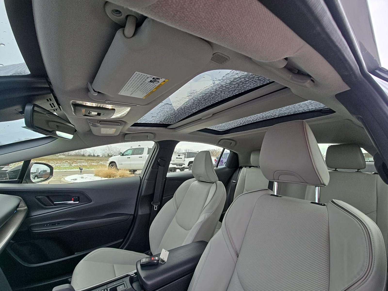 2024 Toyota Prius XLE FWD