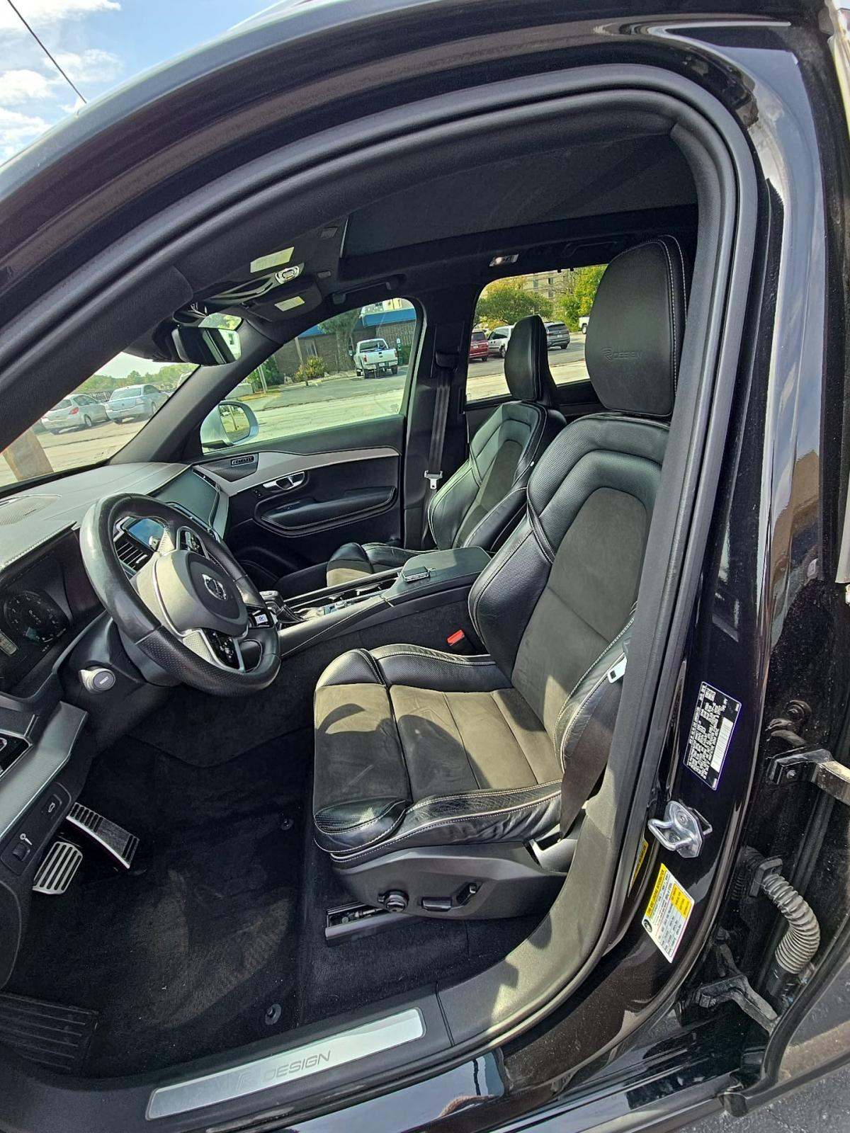 2019 Volvo XC90 T6 R-Design AWD