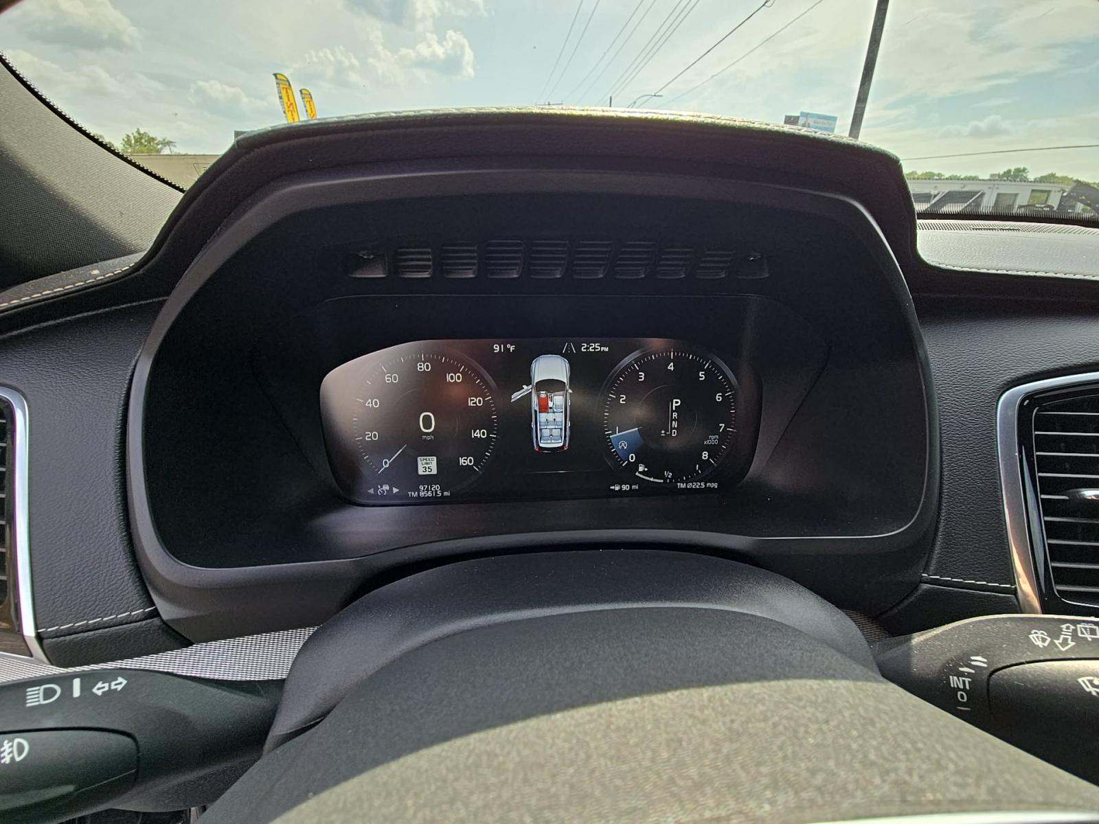 2019 Volvo XC90 T6 R-Design AWD