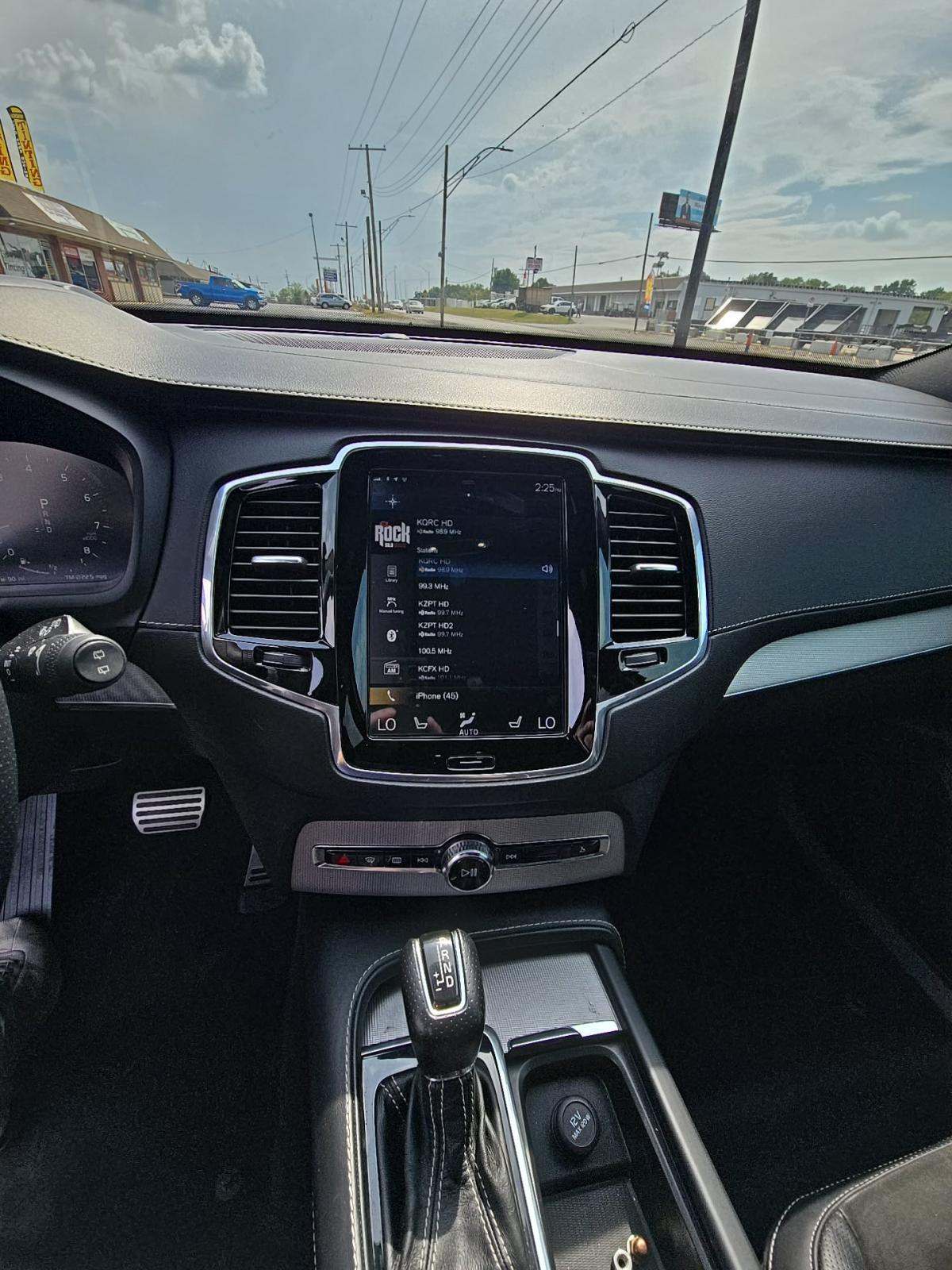 2019 Volvo XC90 T6 R-Design AWD