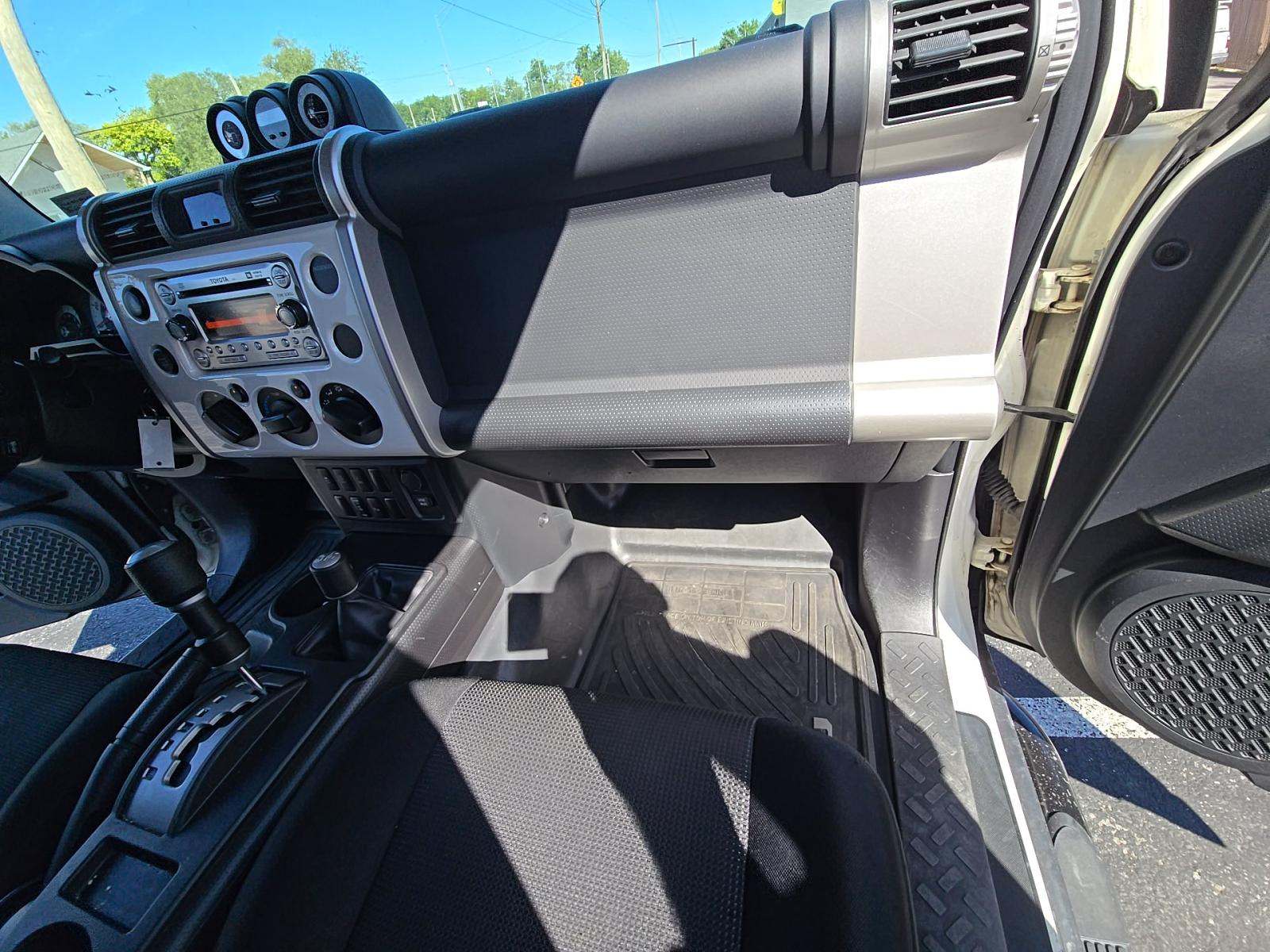 2011 Toyota FJ Cruiser Base AWD