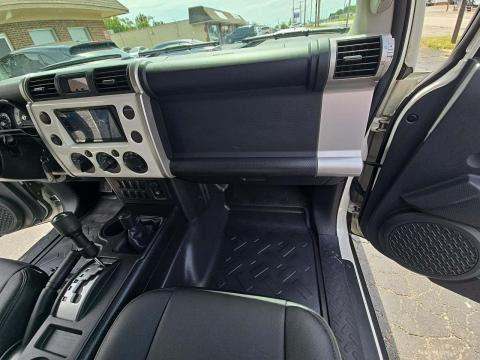 2012 Toyota FJ Cruiser Base AWD