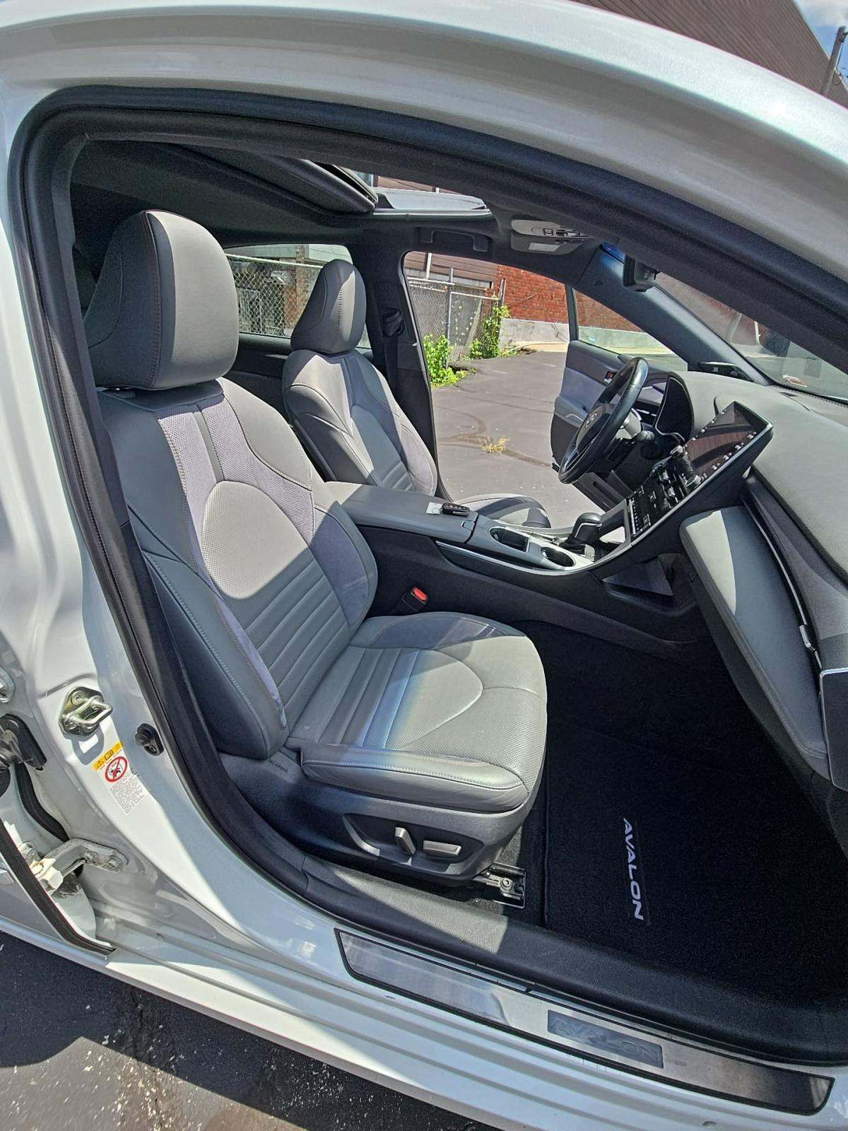 2019 Toyota Avalon XSE FWD