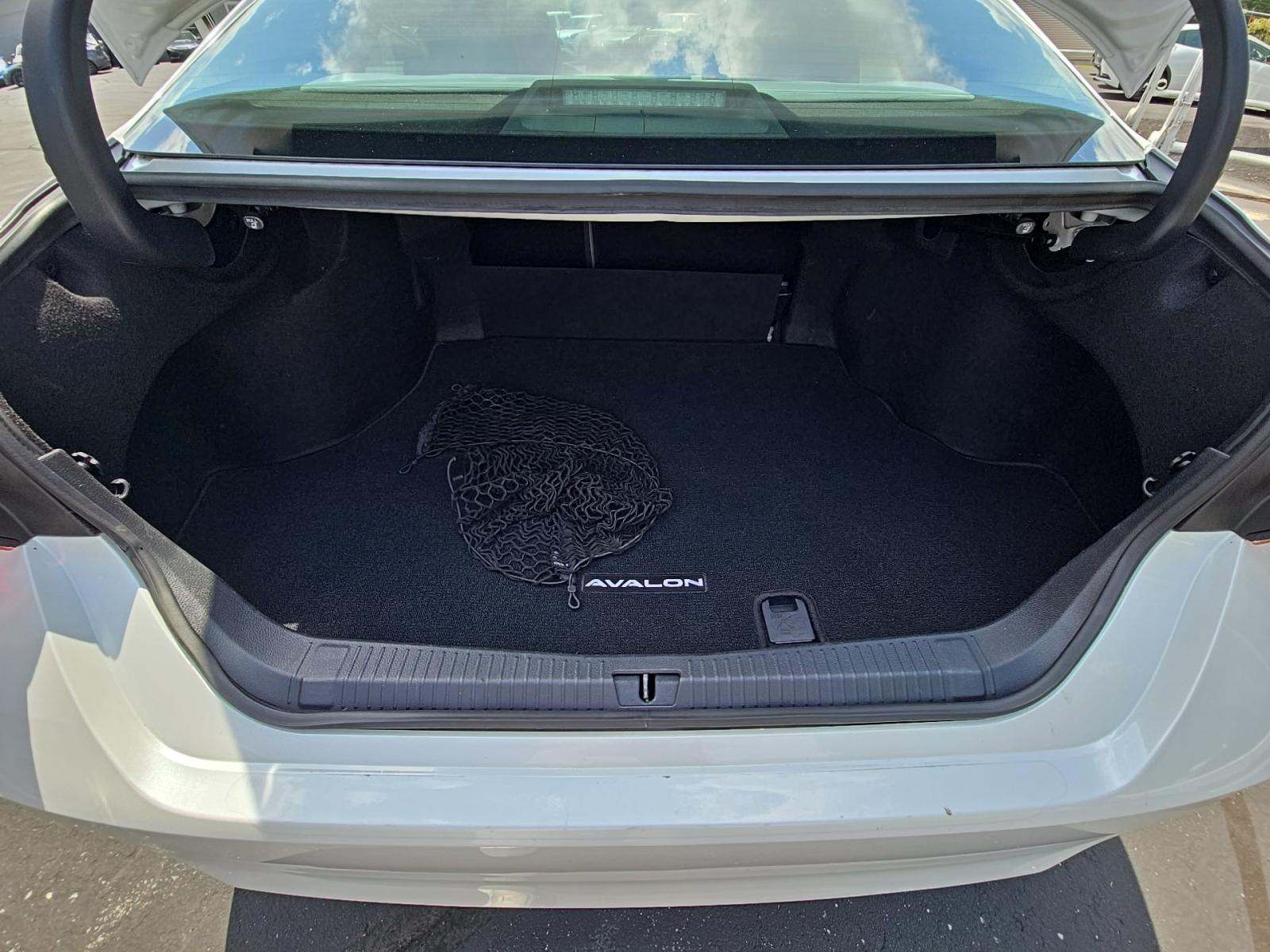 2019 Toyota Avalon XSE FWD