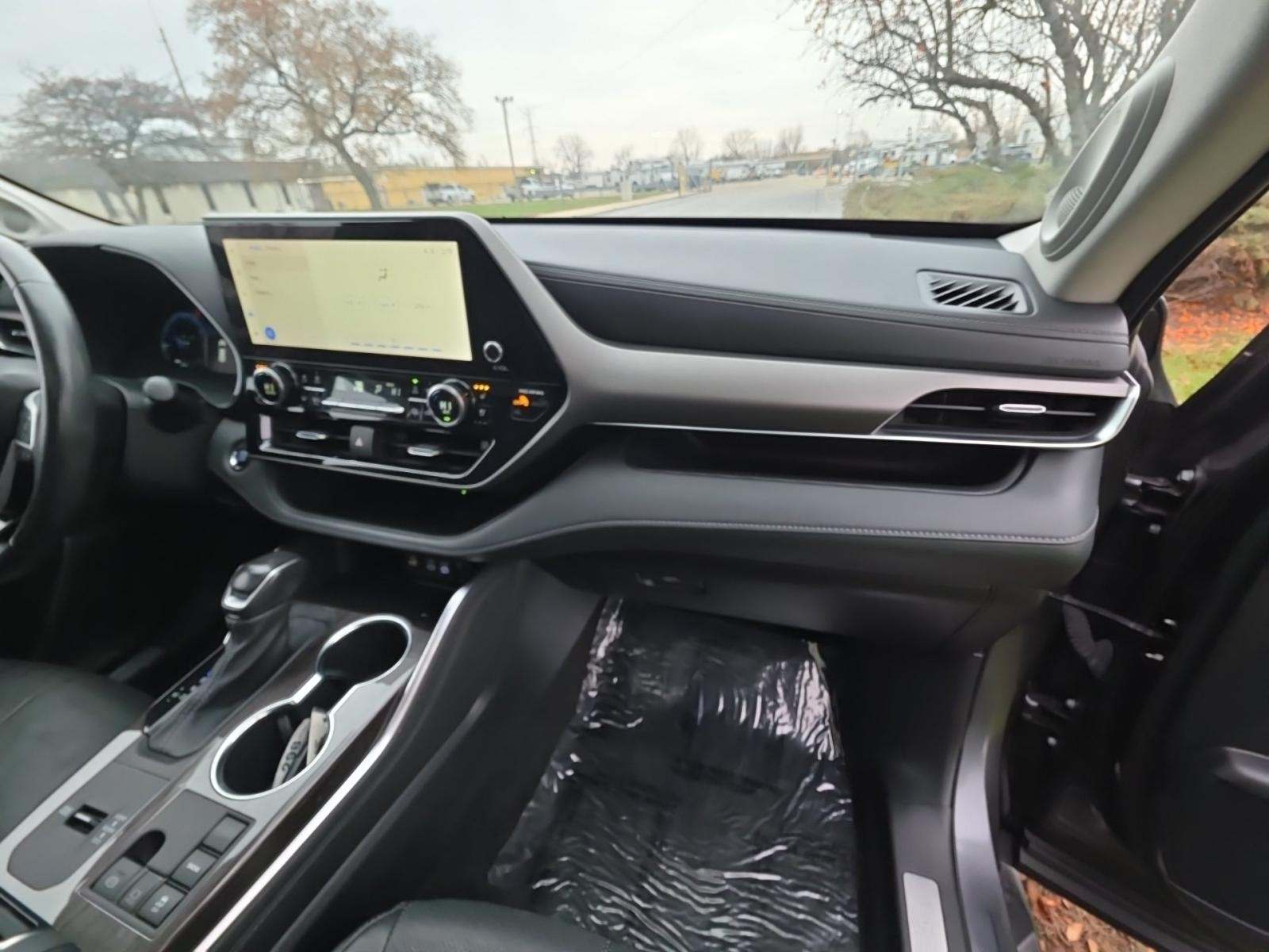 2023 Toyota Highlander Limited FWD