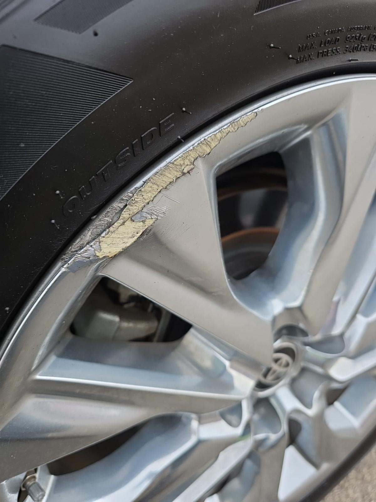 2023 Toyota Highlander Limited FWD