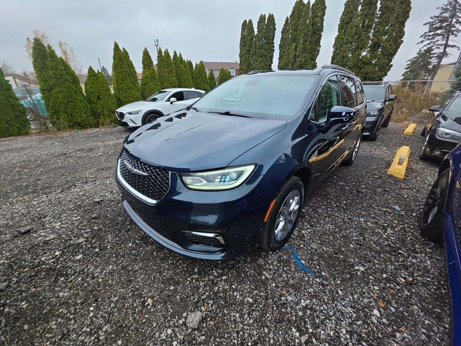 2022 Chrysler Pacifica Touring L AWD