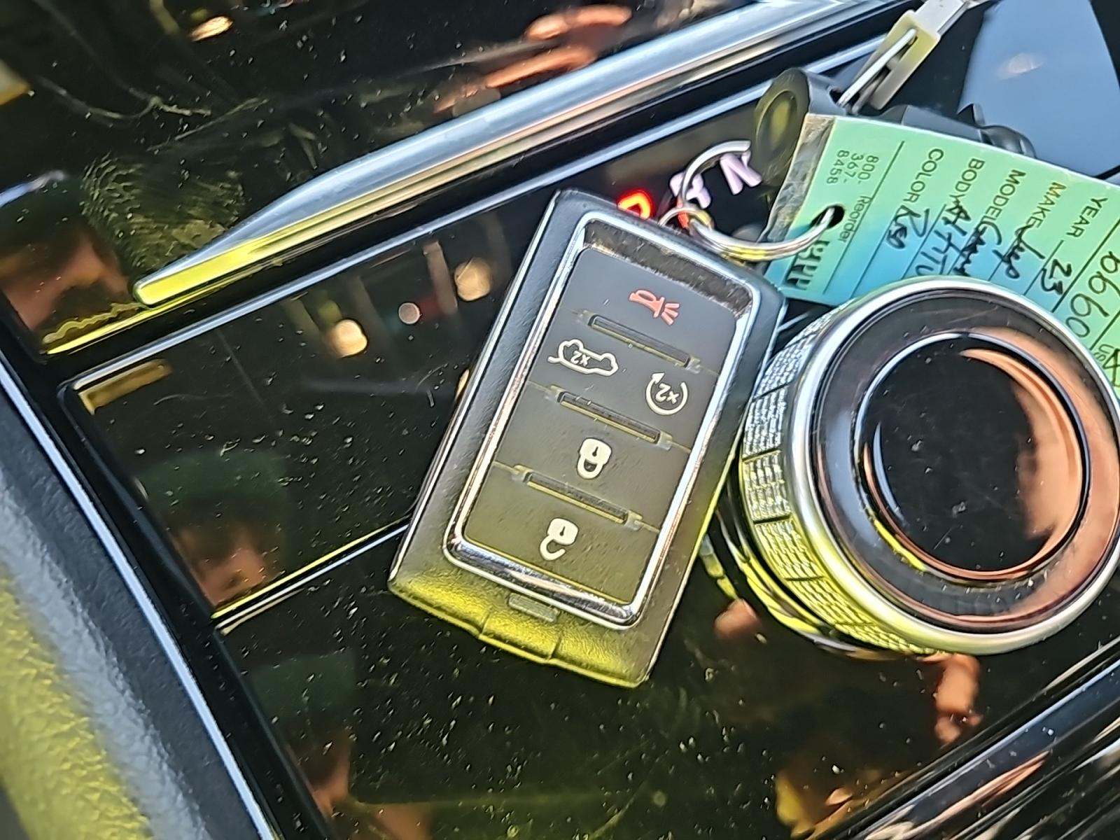 2023 Jeep Grand Cherokee Altitude AWD