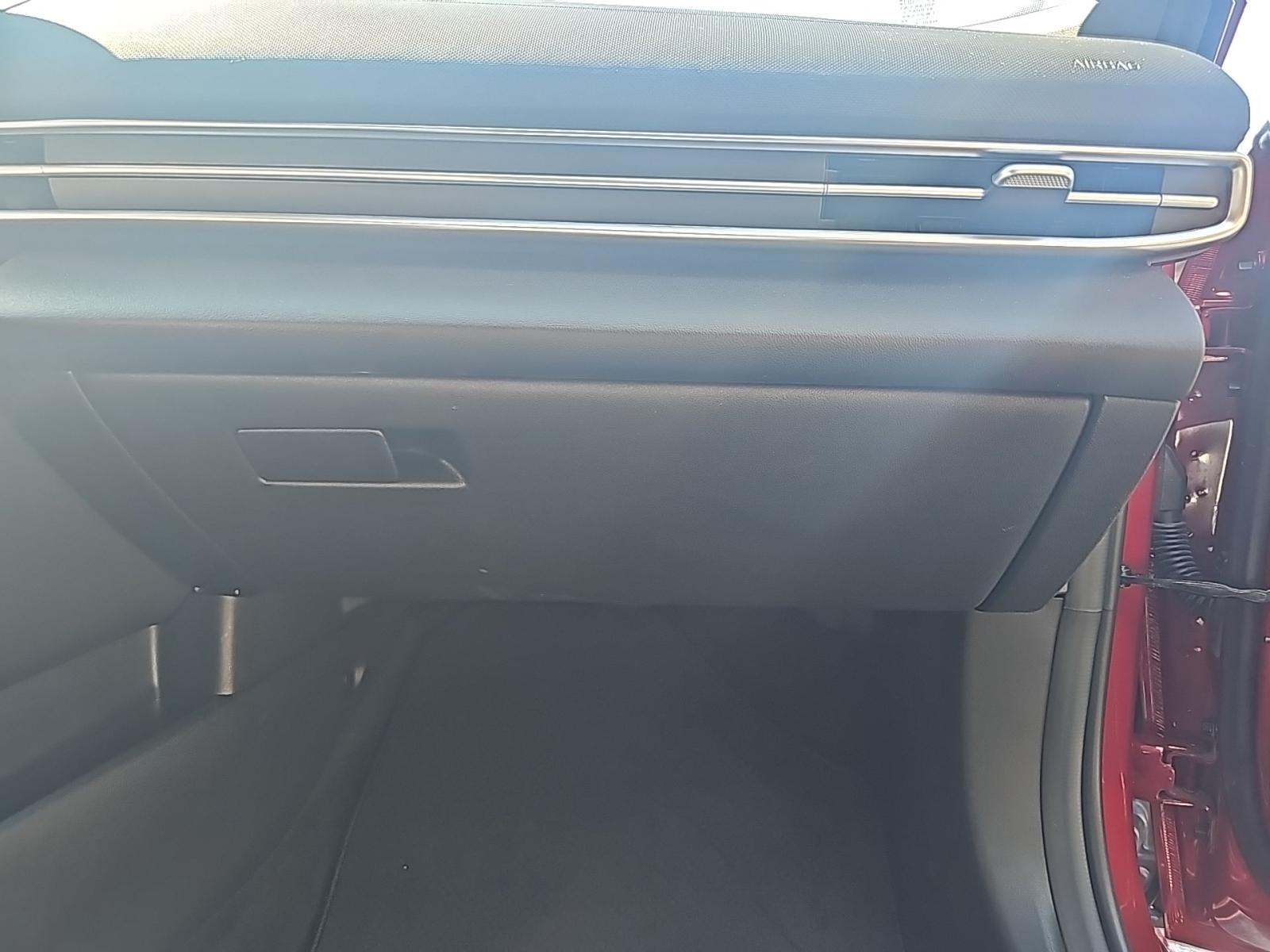 2024 Hyundai Elantra Limited FWD