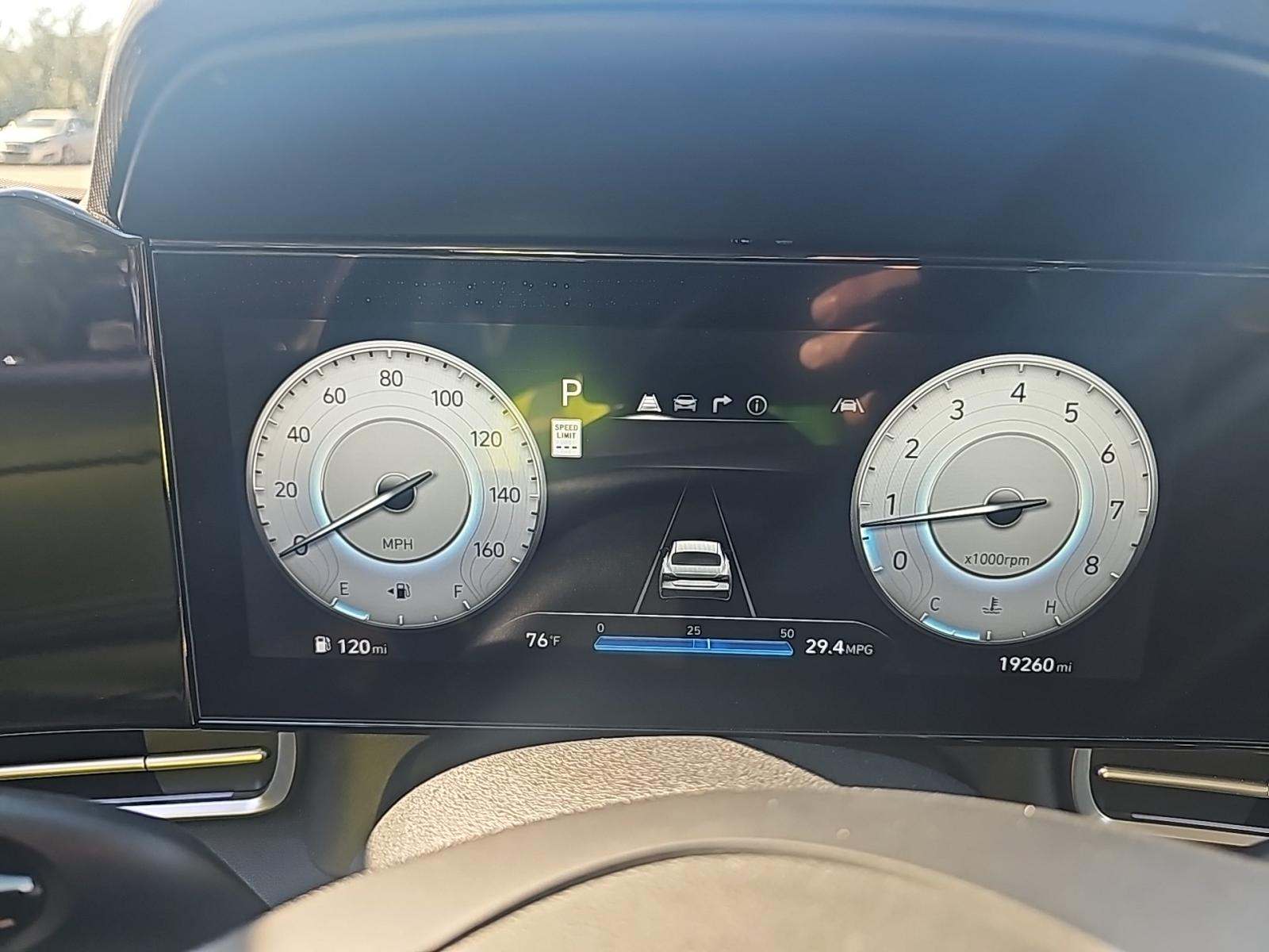 2024 Hyundai Elantra Limited FWD