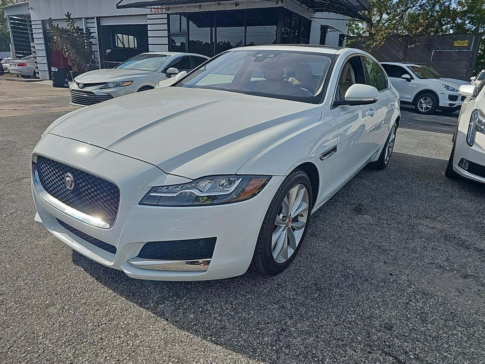 2018 Jaguar XF 25t Premium RWD