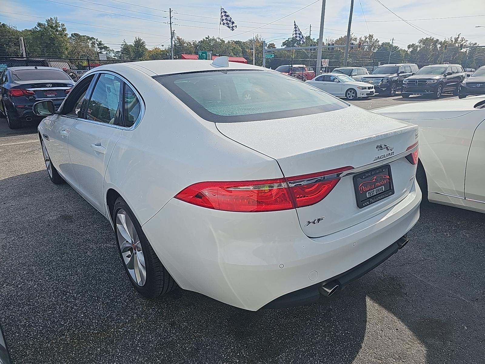 2018 Jaguar XF 25t Premium RWD