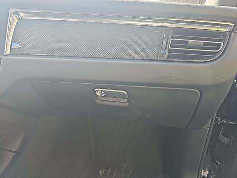 2022 Porsche Macan Base AWD