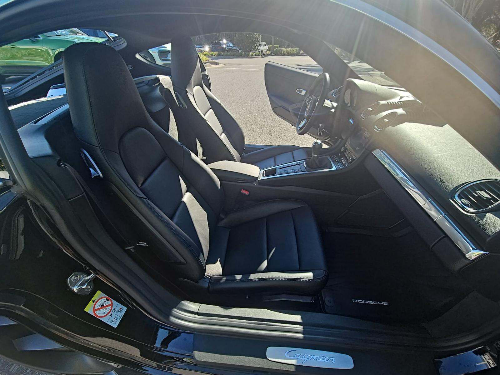 2024 Porsche 718 Cayman Base RWD