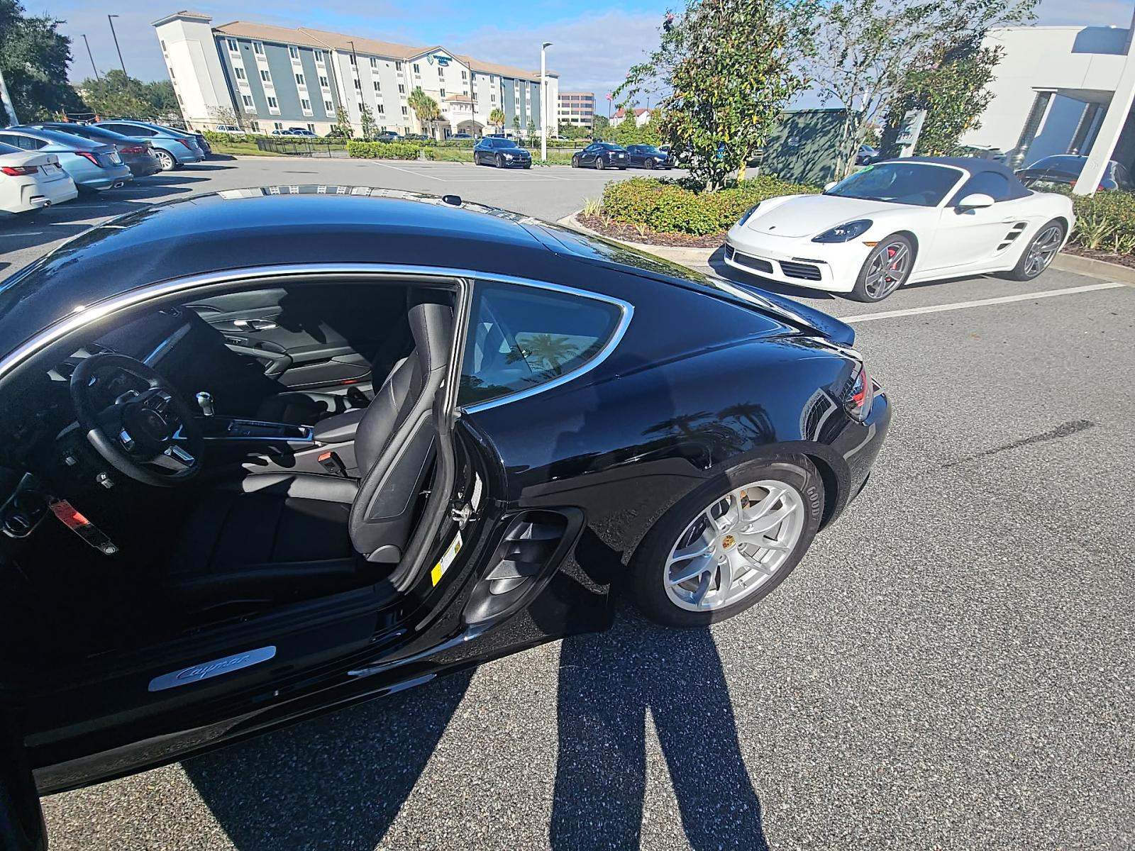 2024 Porsche 718 Cayman Base RWD