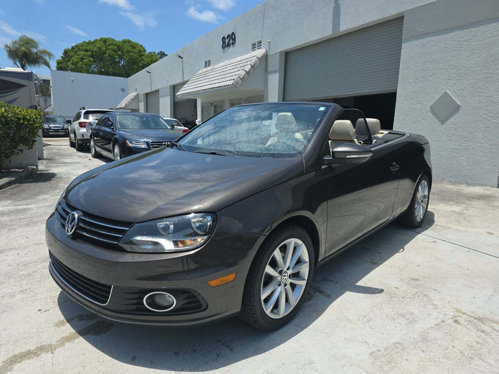 2013 Volkswagen Eos 2.0T Komfort FWD