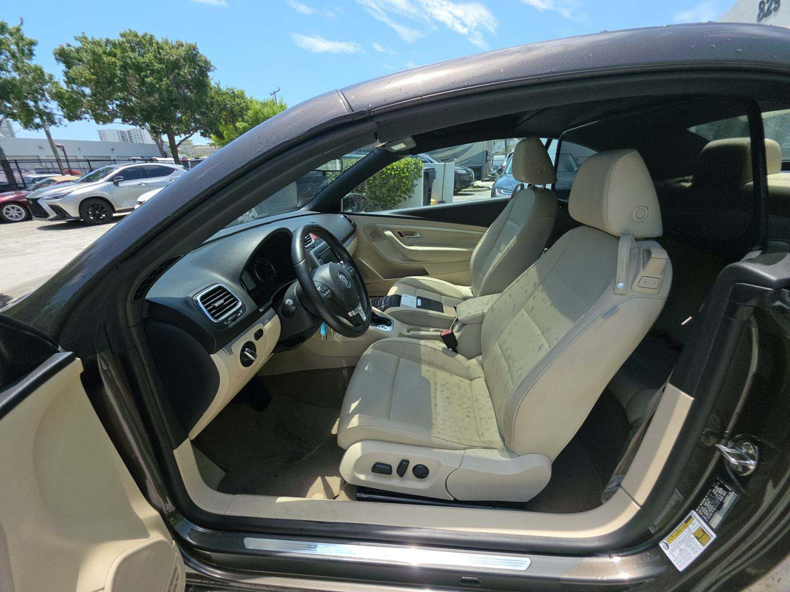 2013 Volkswagen Eos 2.0T Komfort FWD