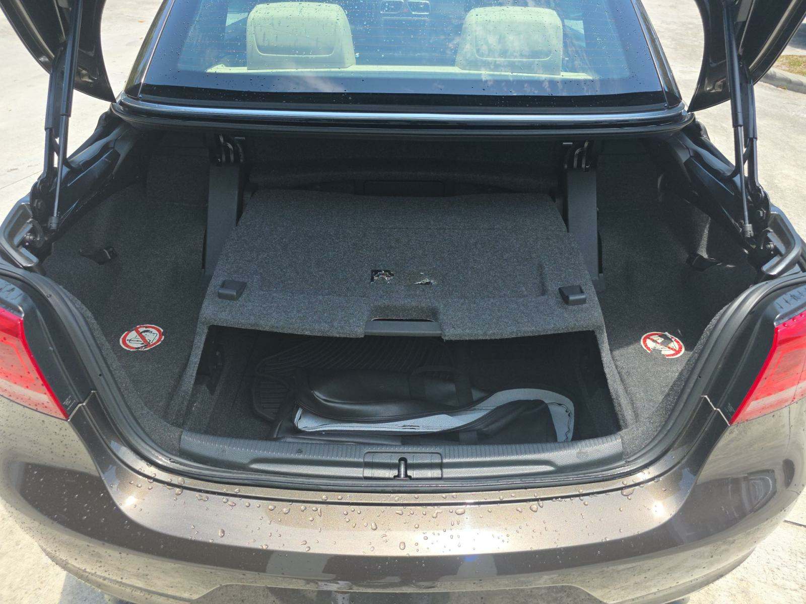 2013 Volkswagen Eos 2.0T Komfort FWD