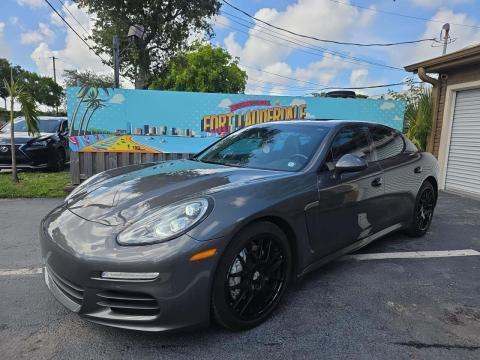 2016 Porsche Panamera Edition RWD