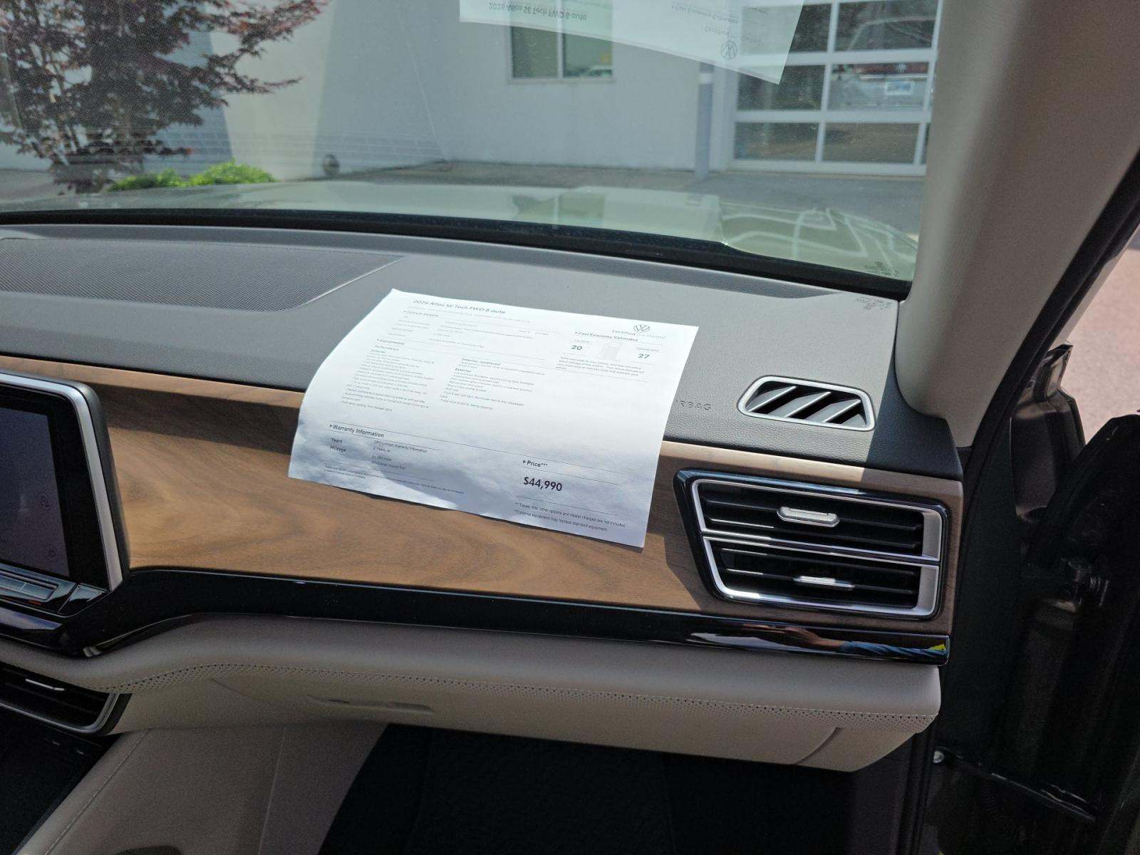 2026 Volkswagen Atlas 2.0T SE FWD