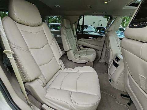 2017 Cadillac Escalade Luxury AWD