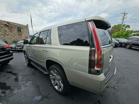 2017 Cadillac Escalade Luxury AWD