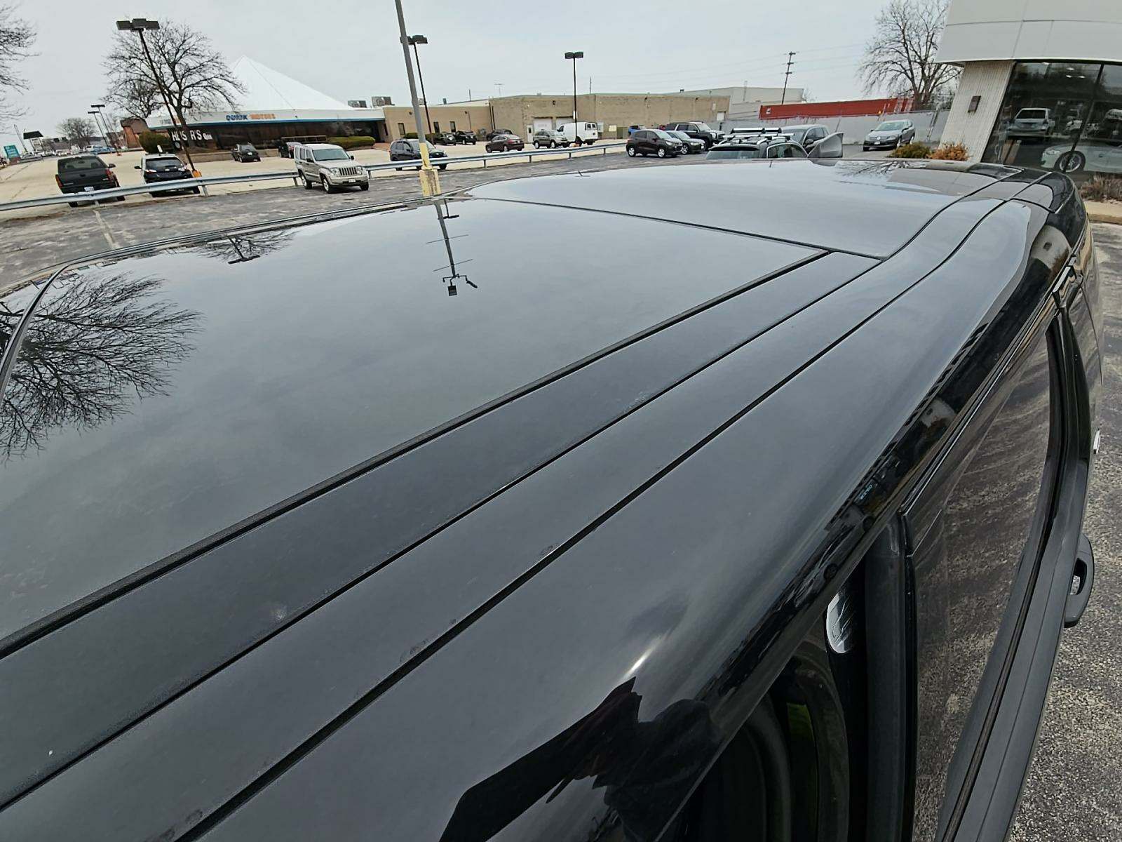 2017 Land Rover Discovery HSE Luxury AWD