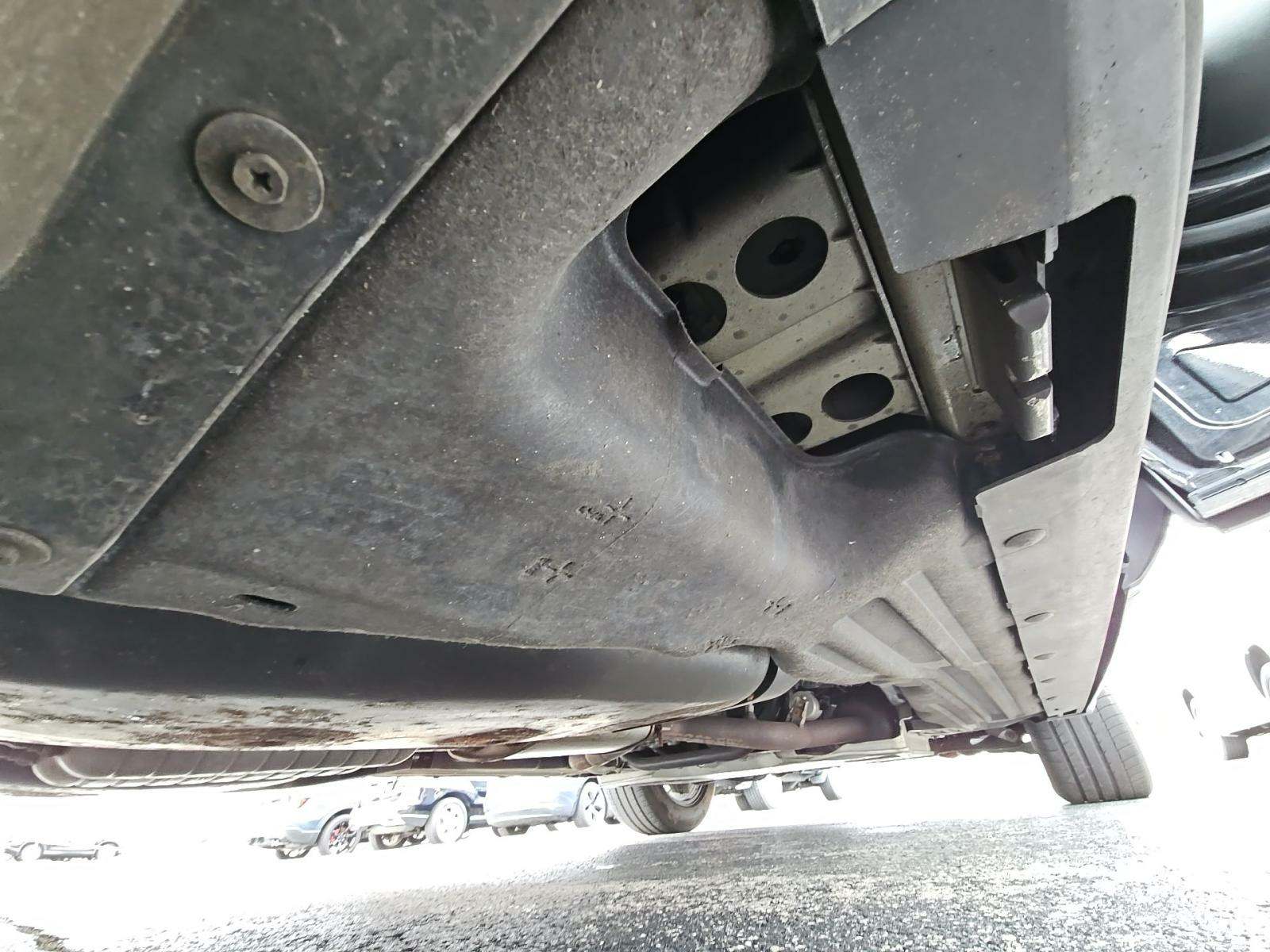 2017 Land Rover Discovery HSE Luxury AWD