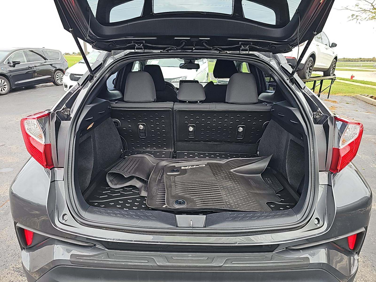 2019 Toyota C-HR XLE FWD