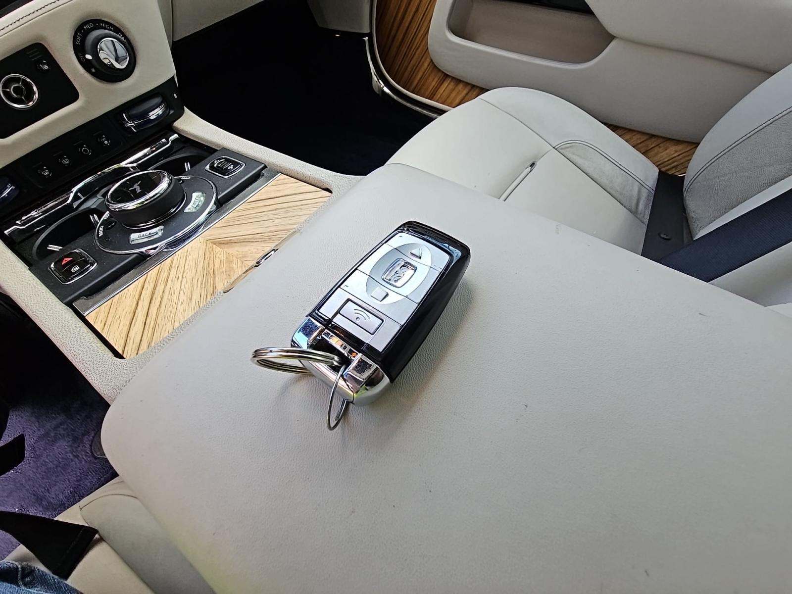 2014 Rolls-Royce Wraith Base RWD