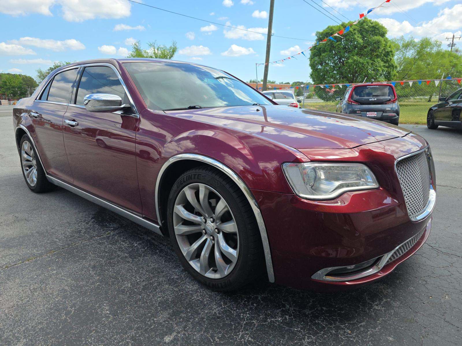 CHRYSLER 300 - 4